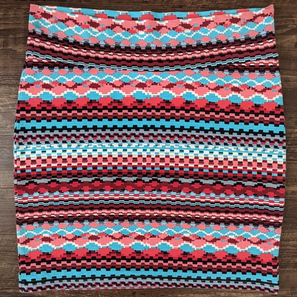 Forever 21 Skirt - Picture 2 of 6